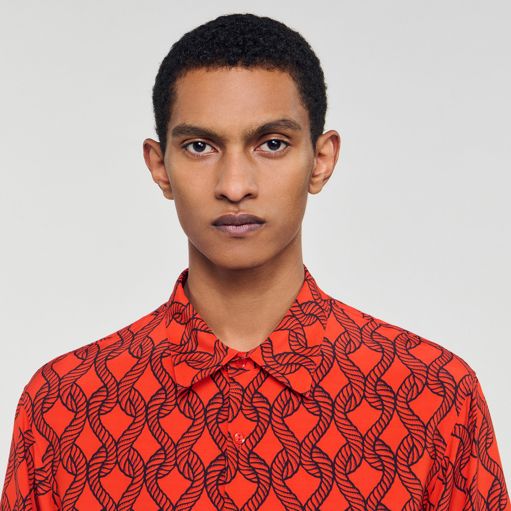 Camicia fluida con stampa a corde