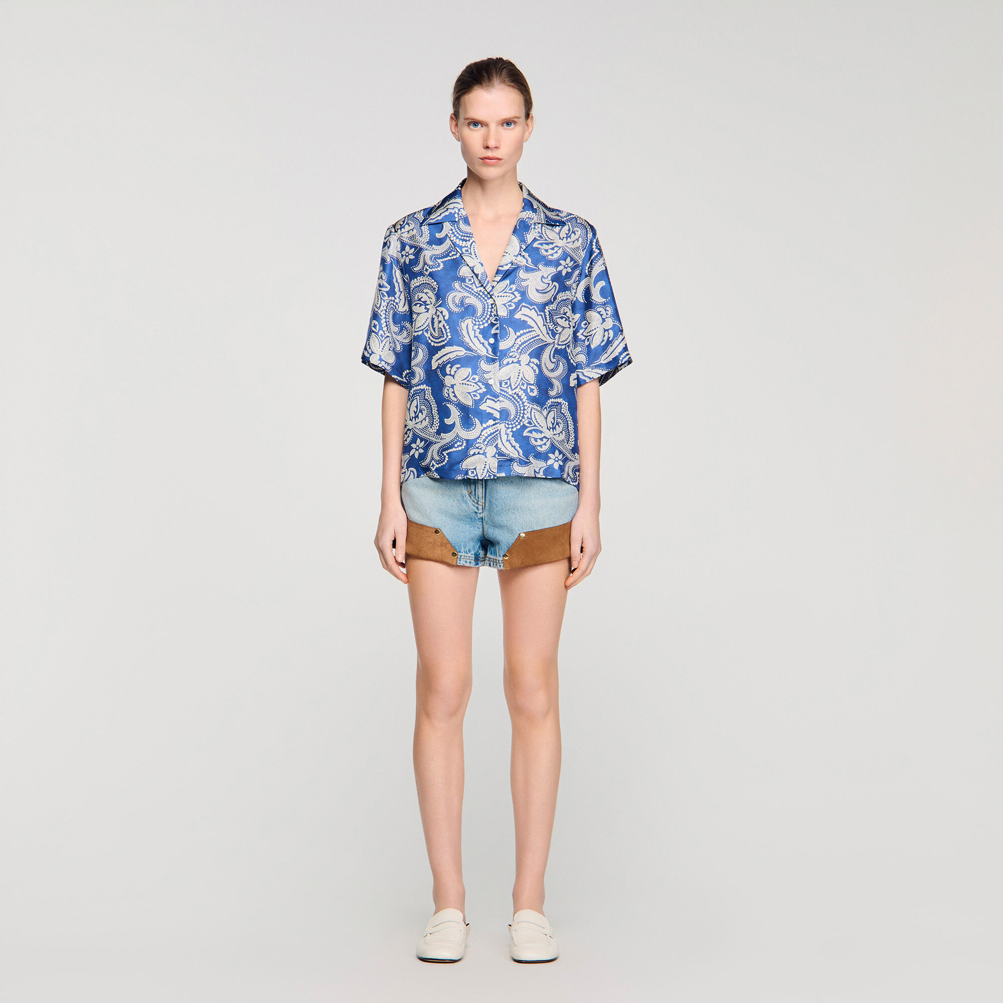 Camicia con stampa floreale