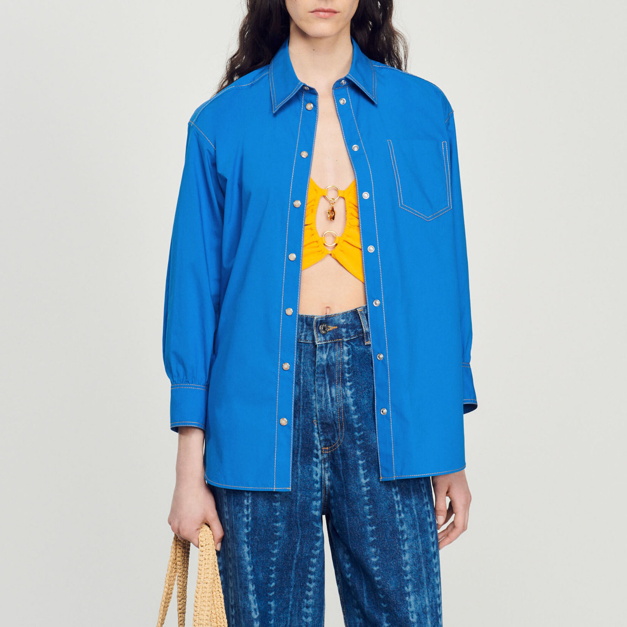 Camicia con dettagli impunturati