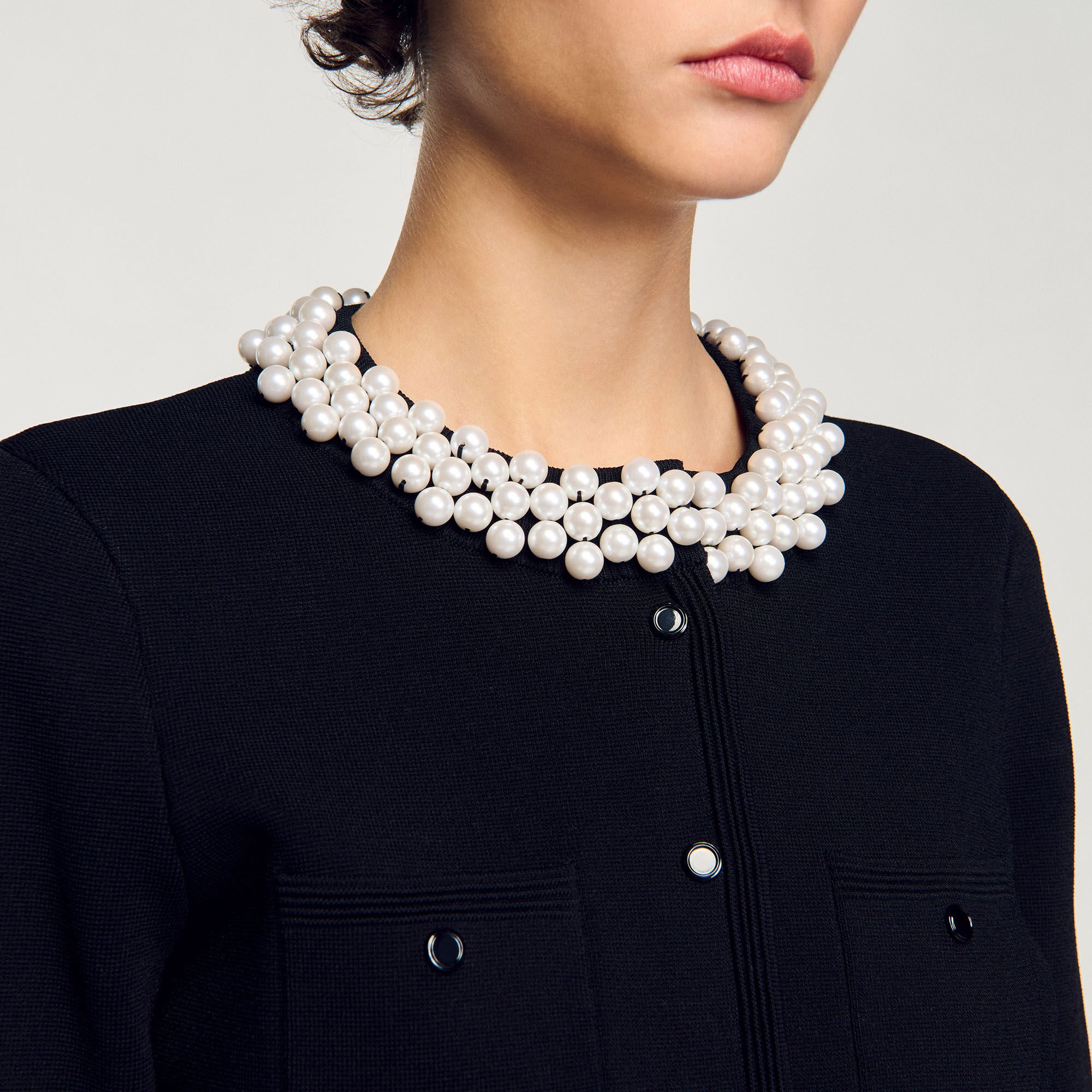 Cardigan con colletto con perline