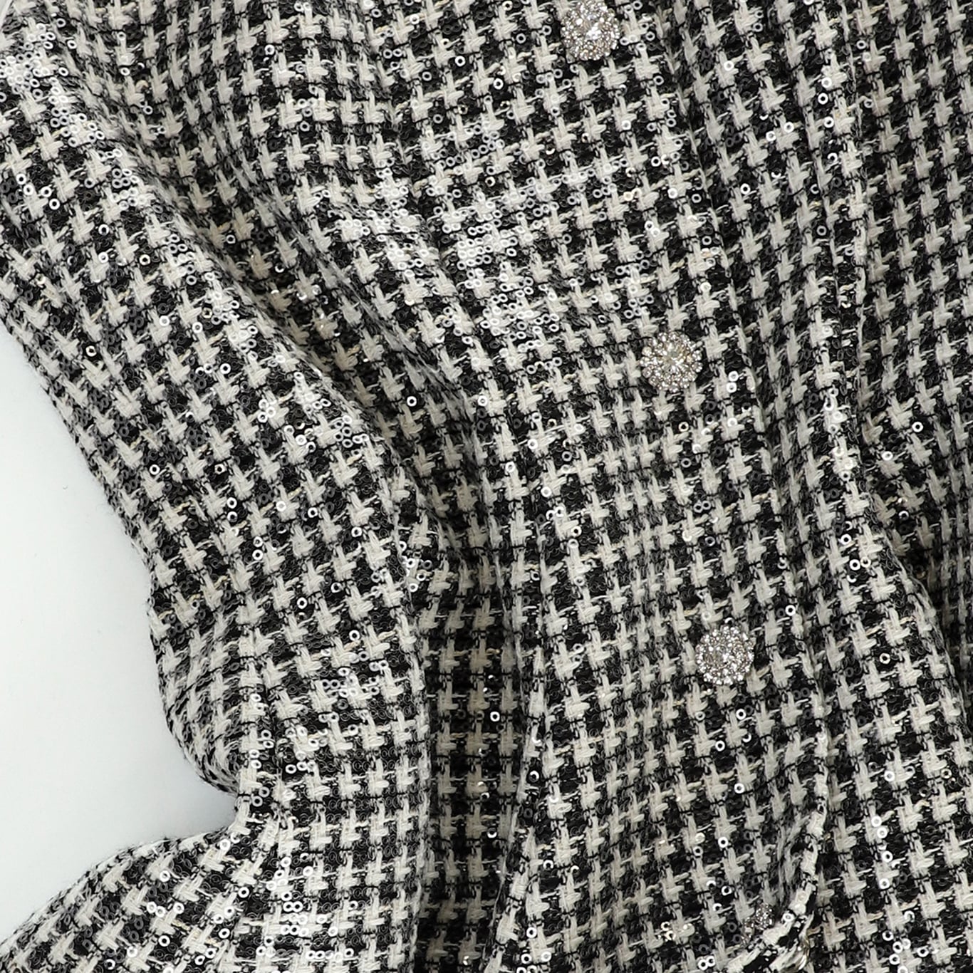 Il tweed e i jacquard di Sandro Paris